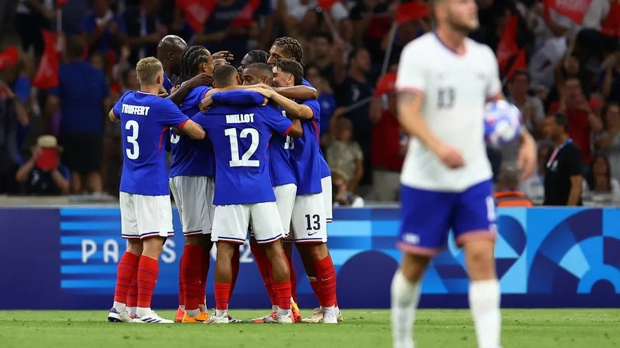 UFC Title Defense: Makhachev Dominates